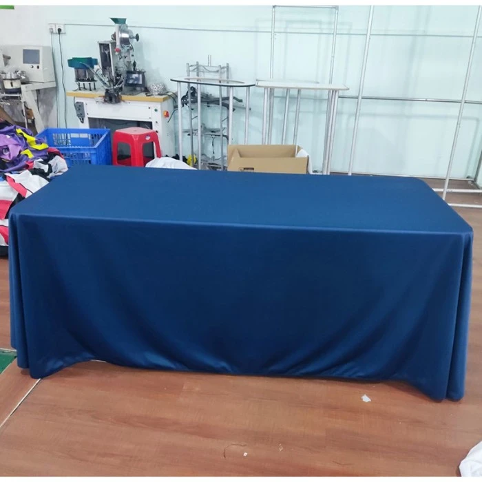 Loose Table Cloth